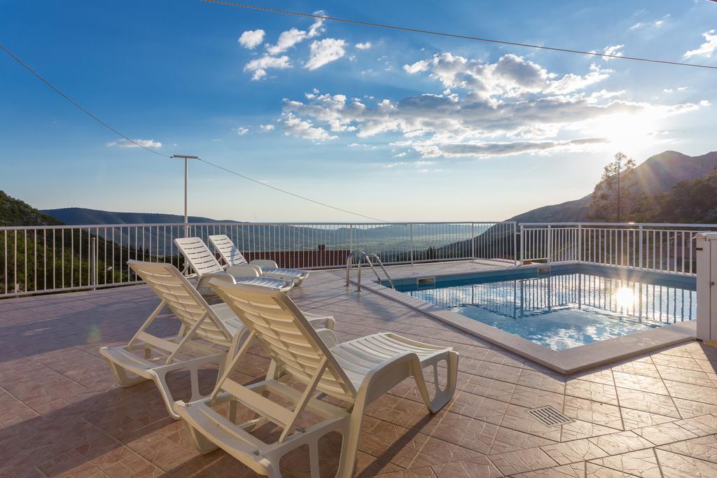 Holiday Home Urlovic Gruda Exteriér fotografie